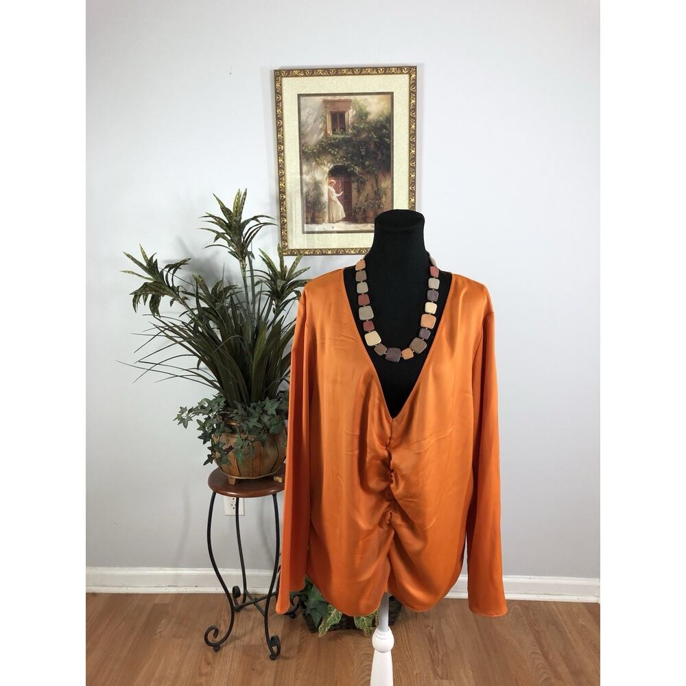 H & M Women Top XXL Long Sleeve Pullover Plunge Neck Y2K Orange Rushed Front